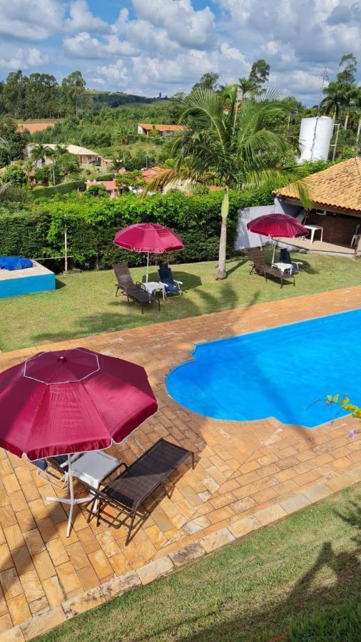 Pousada Vale Das Maritacas Monte Alegre do Sul Buitenkant foto